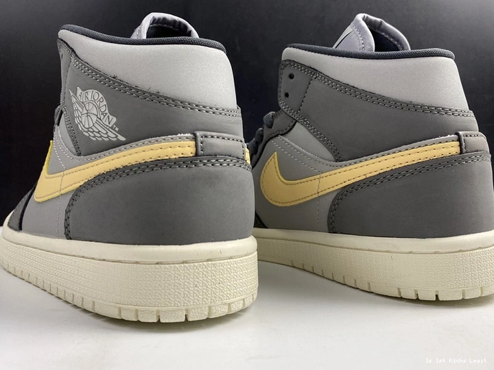 (W) 1 Jordan Grey Mid - BQ6472-020 Onyx 0520
